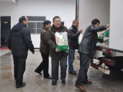 送溫暖 惠民生 促和諧